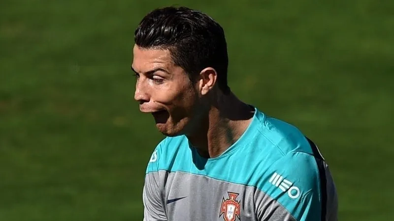 Ronaldo meme cry thể hiện sự đáng yêu trong từng khoảnh khắc