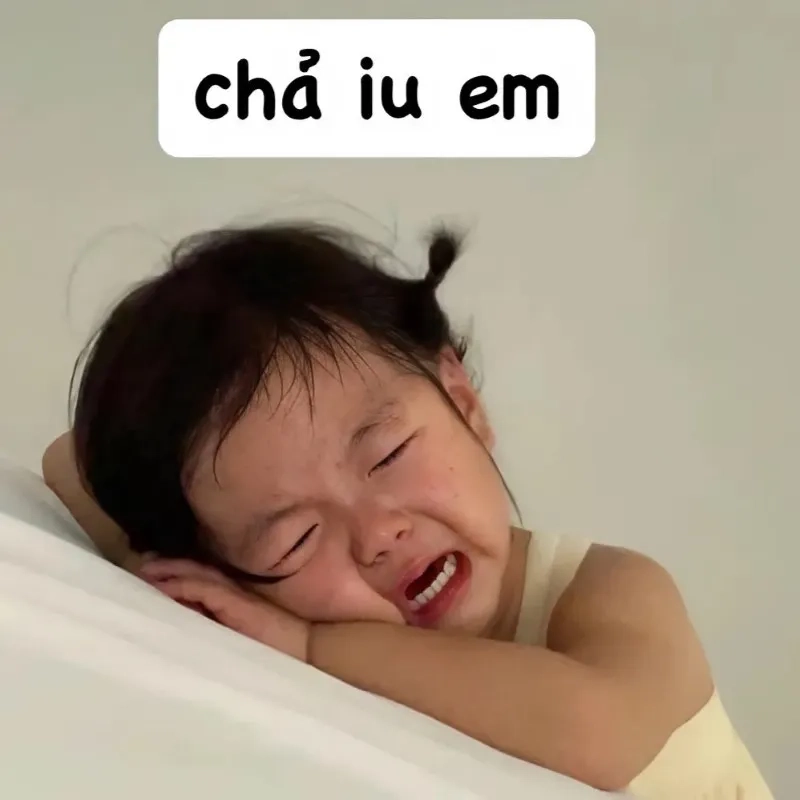 Meme tình yêu to lớn thể hiện tình cảm mãnh liệt và chân thành