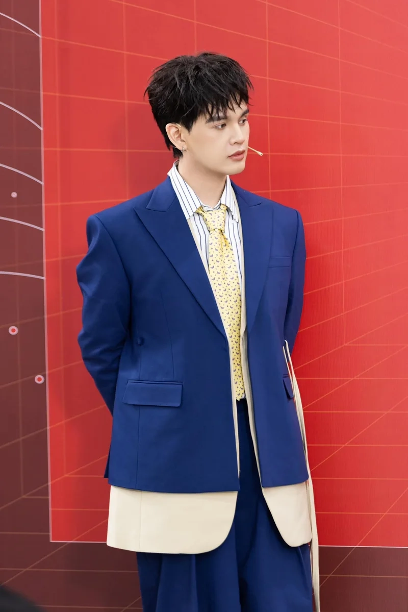 Nguyễn trần trung quân phốt đã gây xôn xao trong cộng đồng mạng