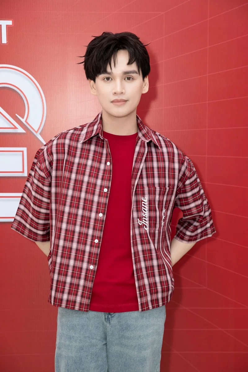 Nguyễn trần trung quân cao bao nhiêu? Cùng tìm hiểu chiều cao của anh