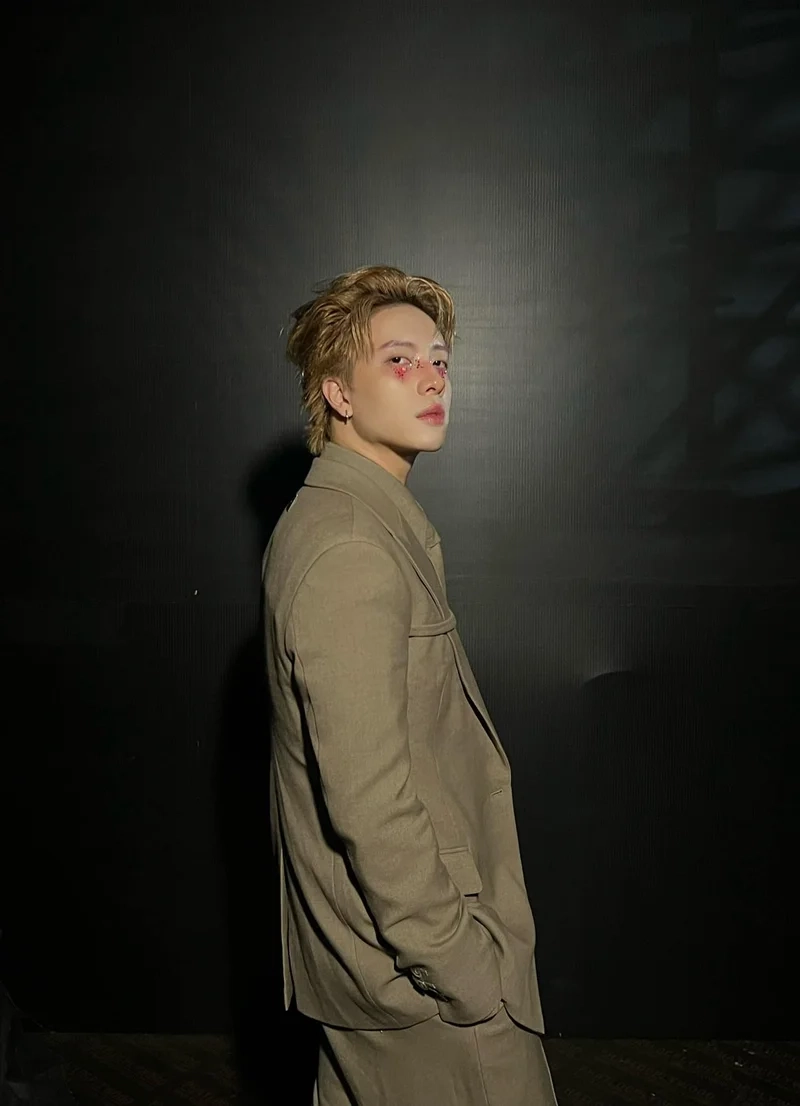 Nicky nhóm monstar là một trong những thành viên nổi bật của nhóm