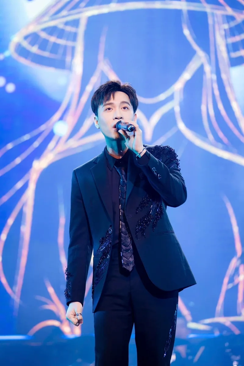 Rap việt phạm anh duy là nơi anh thể hiện tài năng âm nhạc