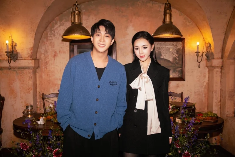 Phản ứng của B Trần và Quỳnh Kool trước tin đồn tình cảm khiến fan bất ngờ