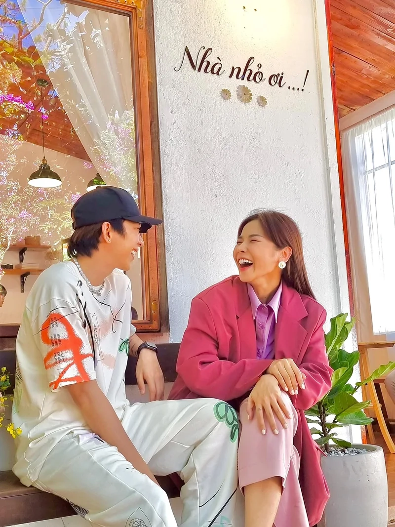 Album tăng phúc chứa đựng nhiều ca khúc hay và ý nghĩa