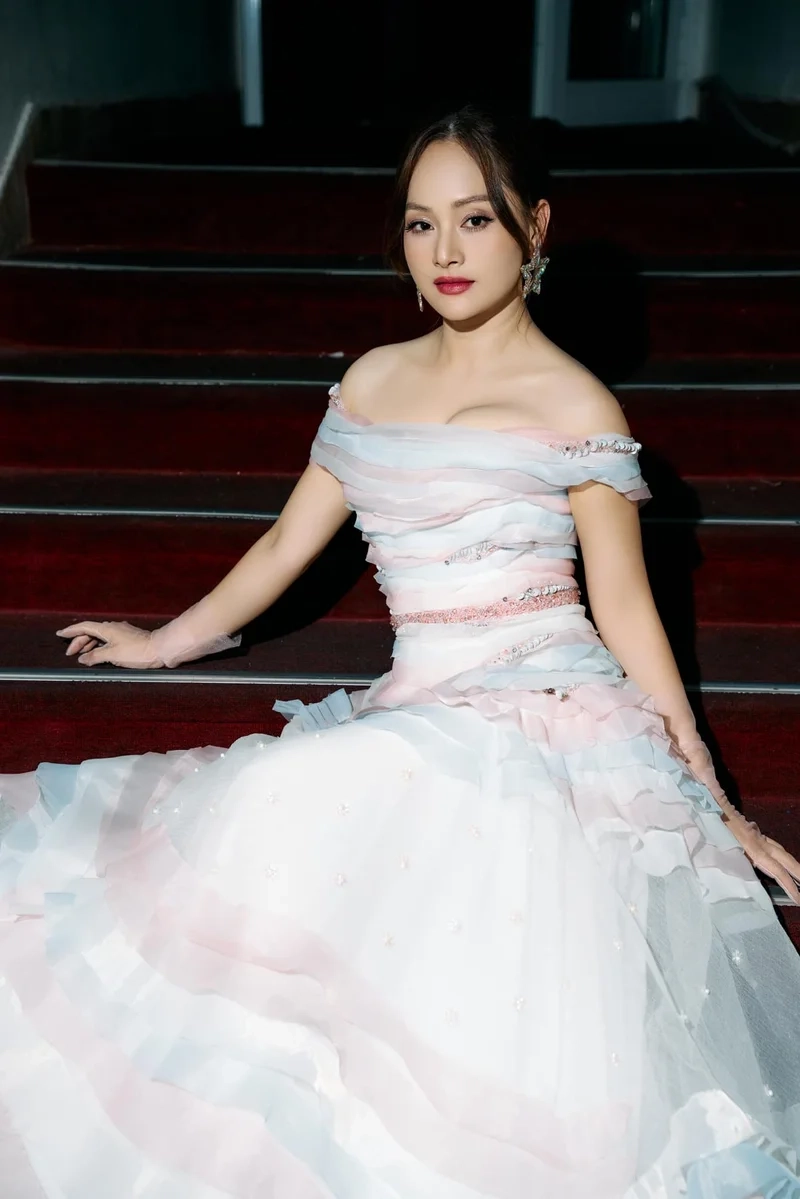 Hé lộ chiều cao thực sự diễn viên Lan Phương cao bao nhiêu mà ai cũng muốn biết