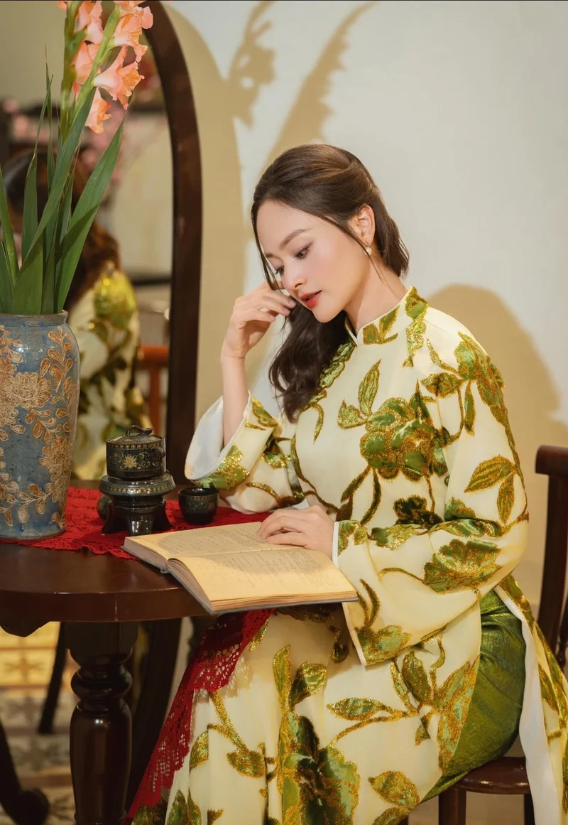 Khoảnh khắc hạnh phúc của gia đình Lan Phương khiến nhiều người ngưỡng mộ