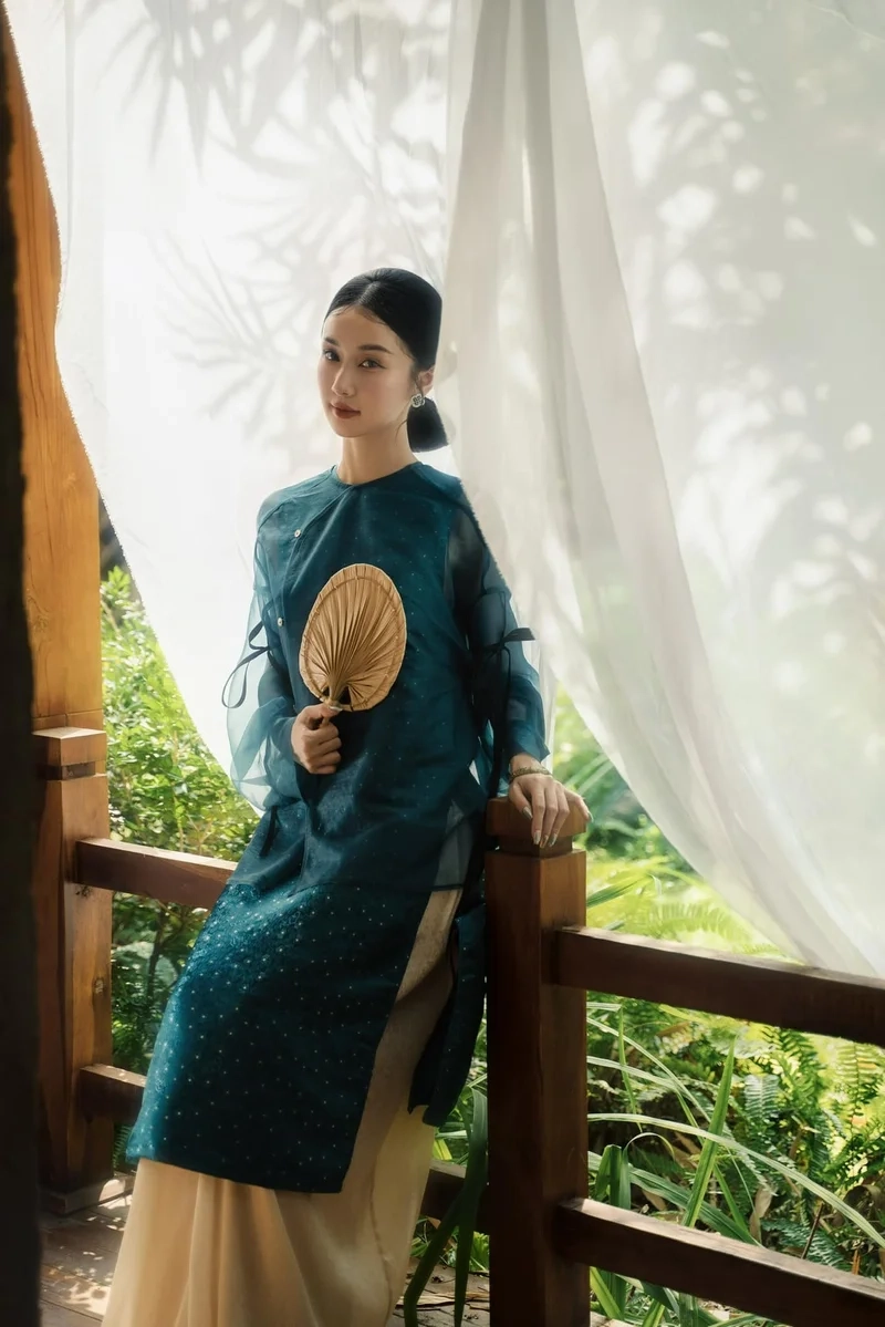 Nữ diễn viên Jun Vũ cao bao nhiêu mà khiến fan trầm trồ thế này