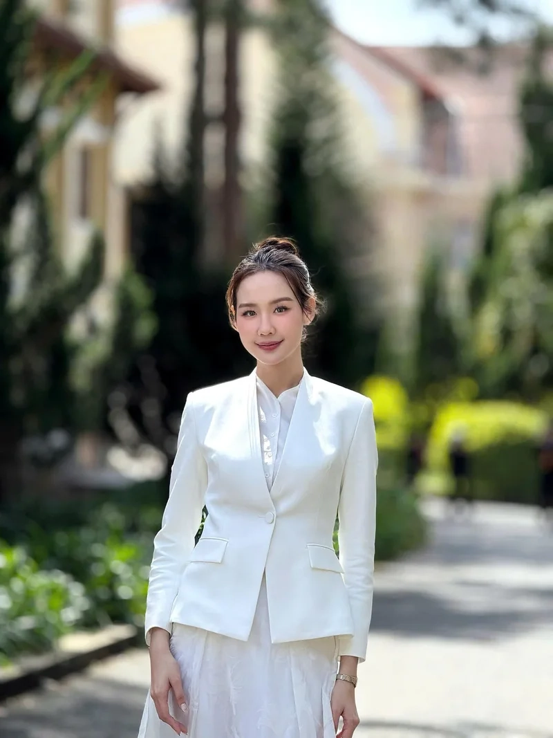 Tiểu sử hoa hậu lê nguyễn bảo ngọc với những thông tin thú vị về cuộc đời và sự nghiệp