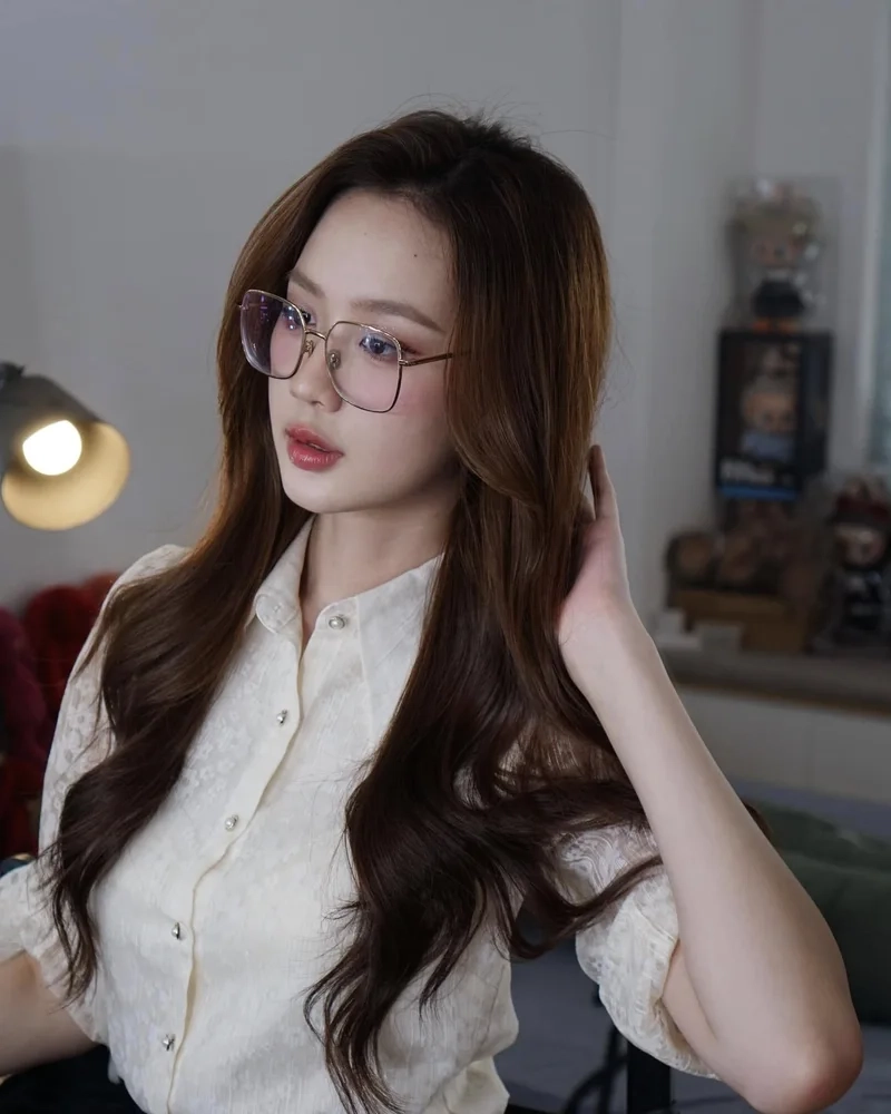 Lê nguyễn bảo ngọc height với chiều cao ấn tượng