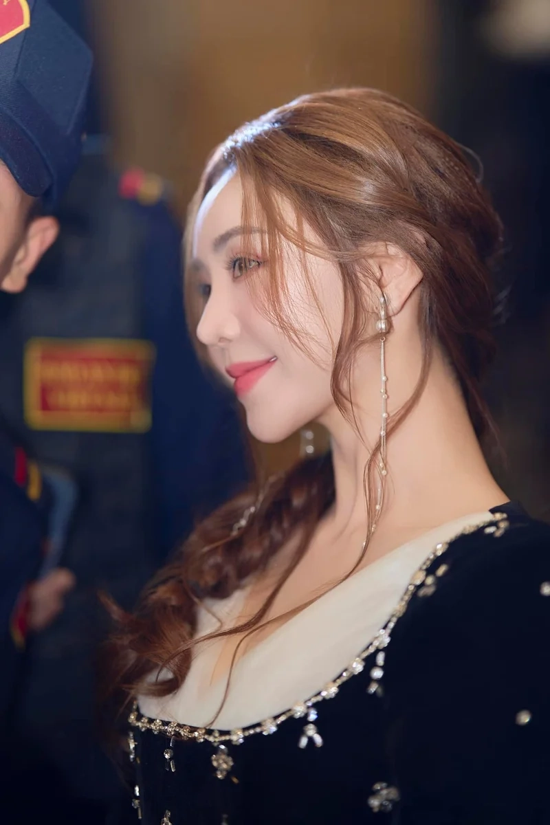 Nữ diễn viên xinh đẹp Quỳnh Kool sinh năm 1995, thuộc thế hệ diễn viên trẻ triển vọng