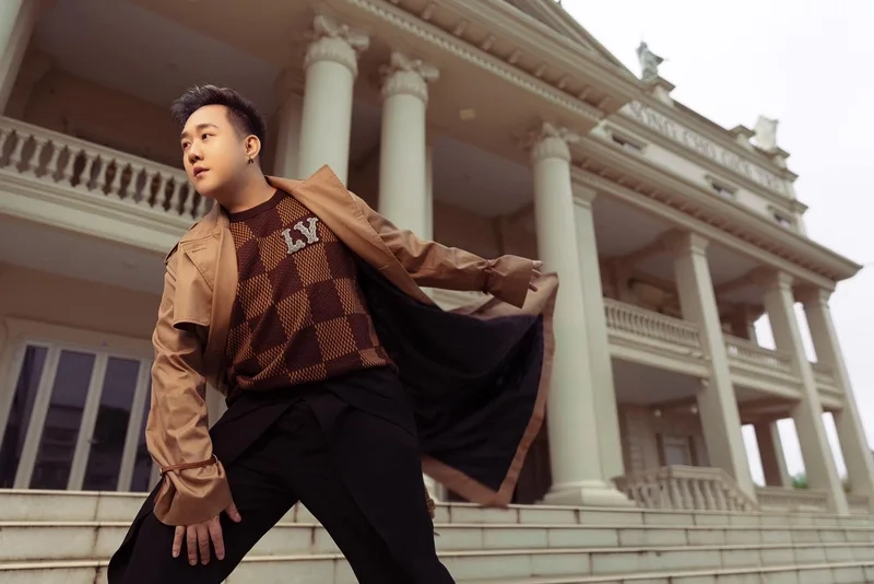 Ai chung tình được mãi trung quân idol chạm đến tâm tư người nghe