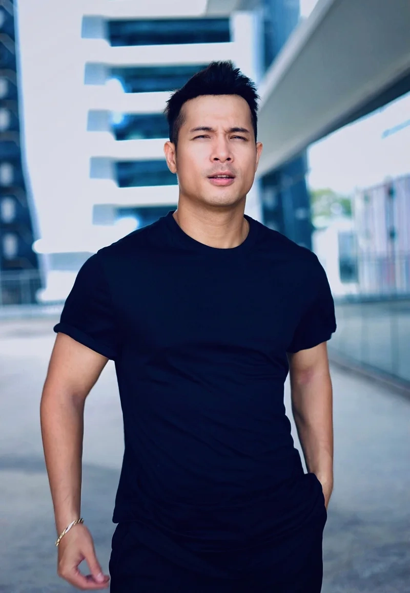 Hát tình yêu hoa gió karaoke trương thế vinh cùng bạn bè thật vui