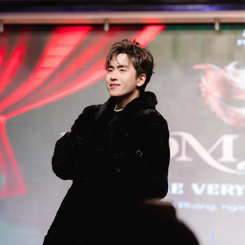 Tìm hiểu Vũ Thịnh sinh năm bao nhiêu để biết thêm về tuổi của anh