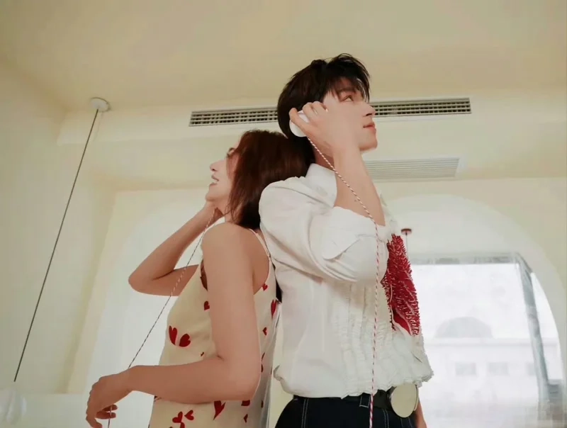 Ngô cẩn ngôn vương tinh việt là cặp đôi được yêu thích trong làng giải trí