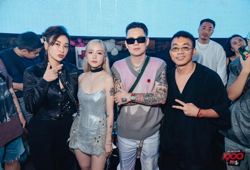 Sự thật về chuyện tình Andree Right Hand và Phương Ly