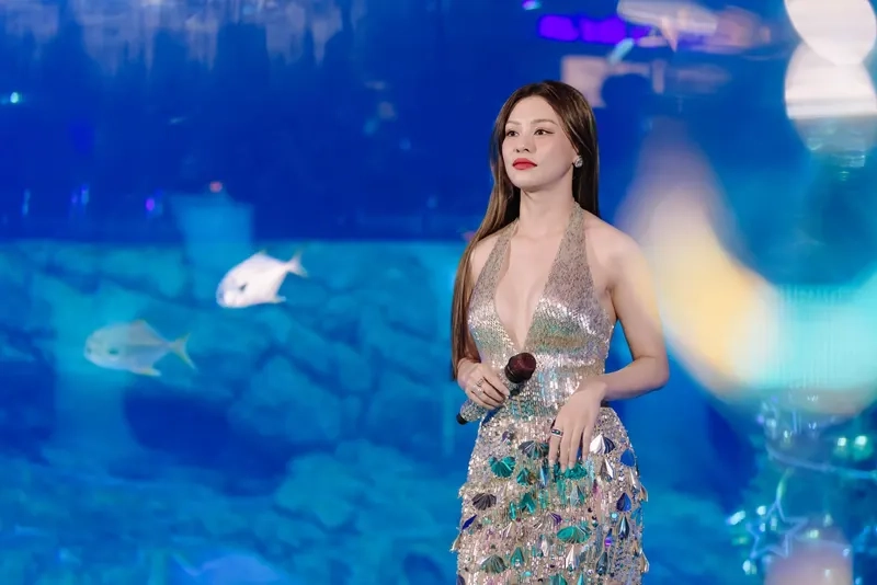 Cảnh khuya Bùi Lan Hương, bản nhạc đầy cảm xúc