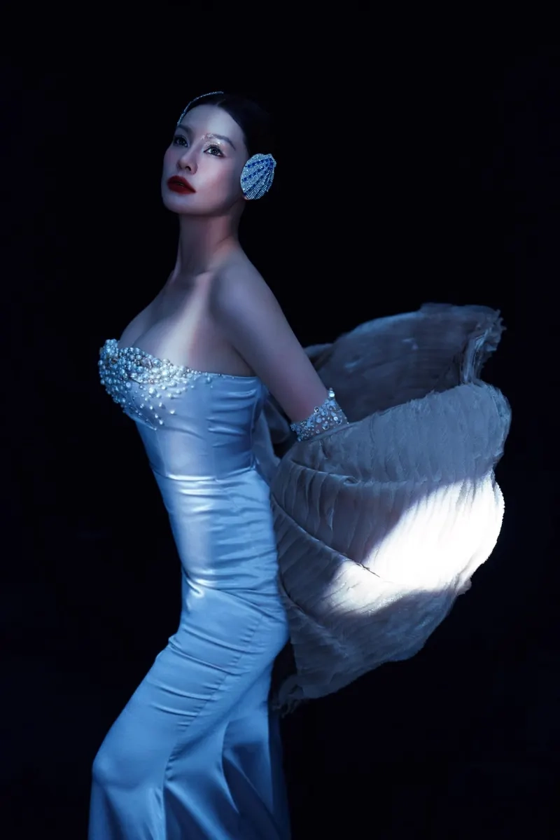 Tình yêu màu nắng Bùi Lan Hương, phiên bản đầy cảm xúc