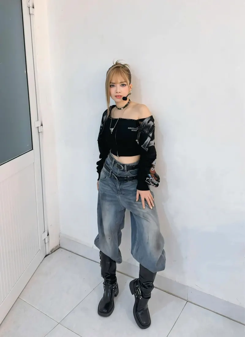 Dương Hoàng Yến em một mình quen rồi, lời bài hát gây sốt