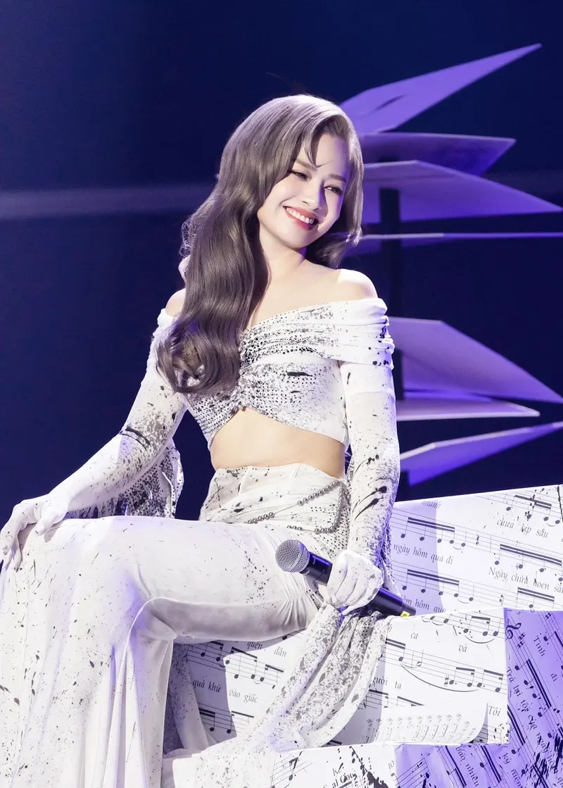 Tổng hợp nhạc Dương Hoàng Yến, đâu là bài hát hay nhất