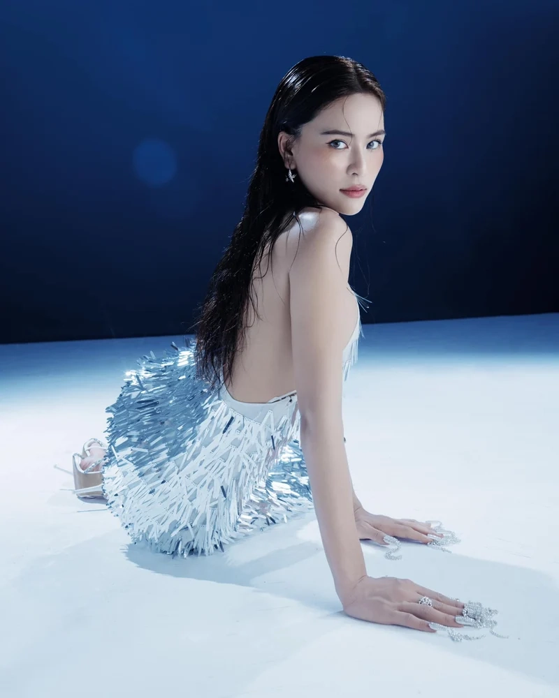 Cùng thưởng thức karaoke Hà Nhi, cảm xúc vỡ òa