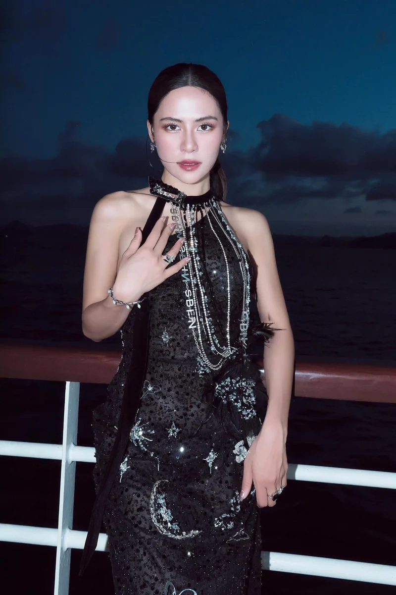 Những bản Hà Nhi cover hay nhất, nghe là mê