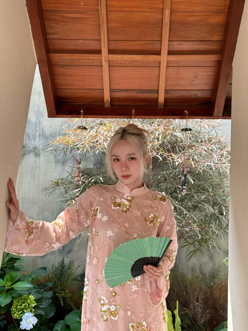 Missing You Phương Ly, bản ballad buồn gây sốt