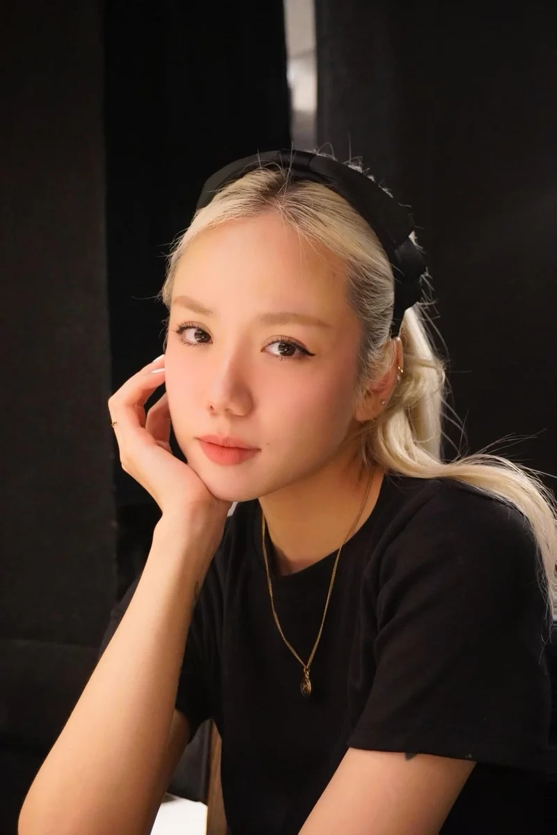 Vì sao Anh là ngoại lệ của em Phương Ly gây bão mạng