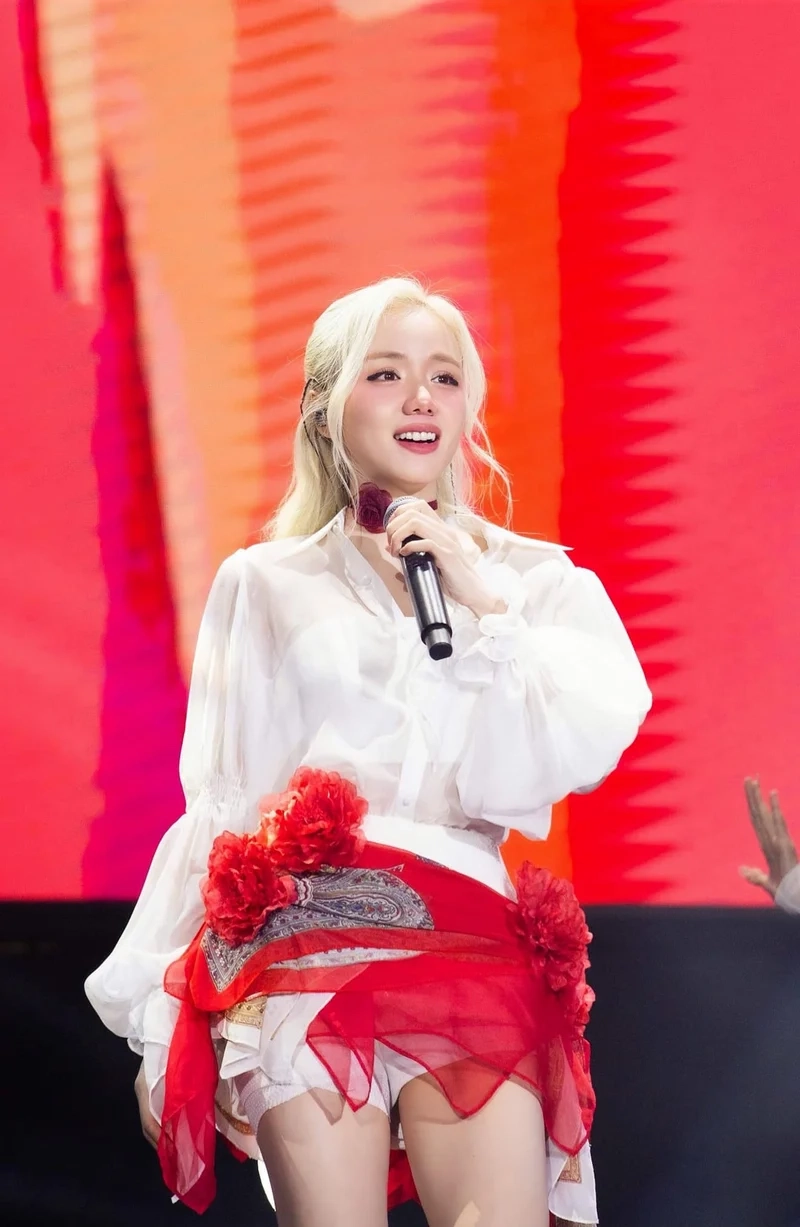 Học thuộc ngay lời bài hát Phương Ly Mặt trời của em