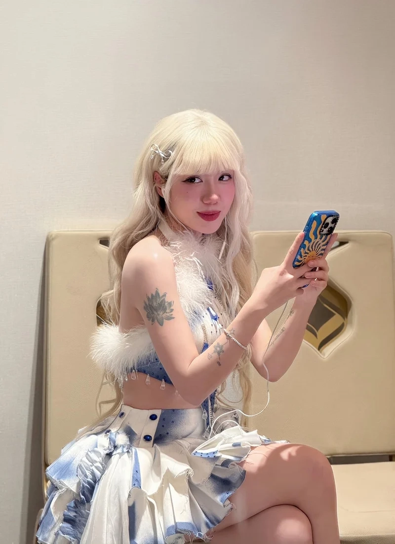 Tận hưởng giai điệu nghe Phương Ly Thằng Điên, cực chill