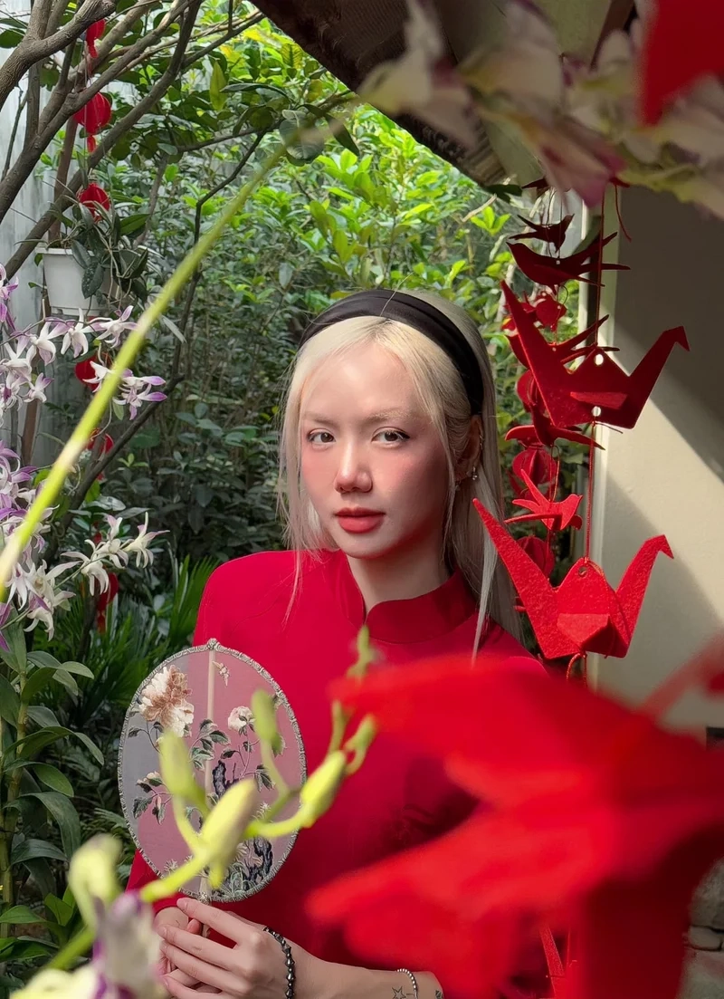 Tổng hợp những ca khúc hot trong Phương Ly album