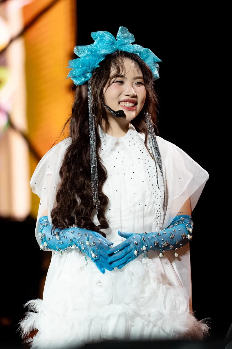 Các bài hát trong Phương Mỹ Chi làm nên thương hiệu của chị Bảy