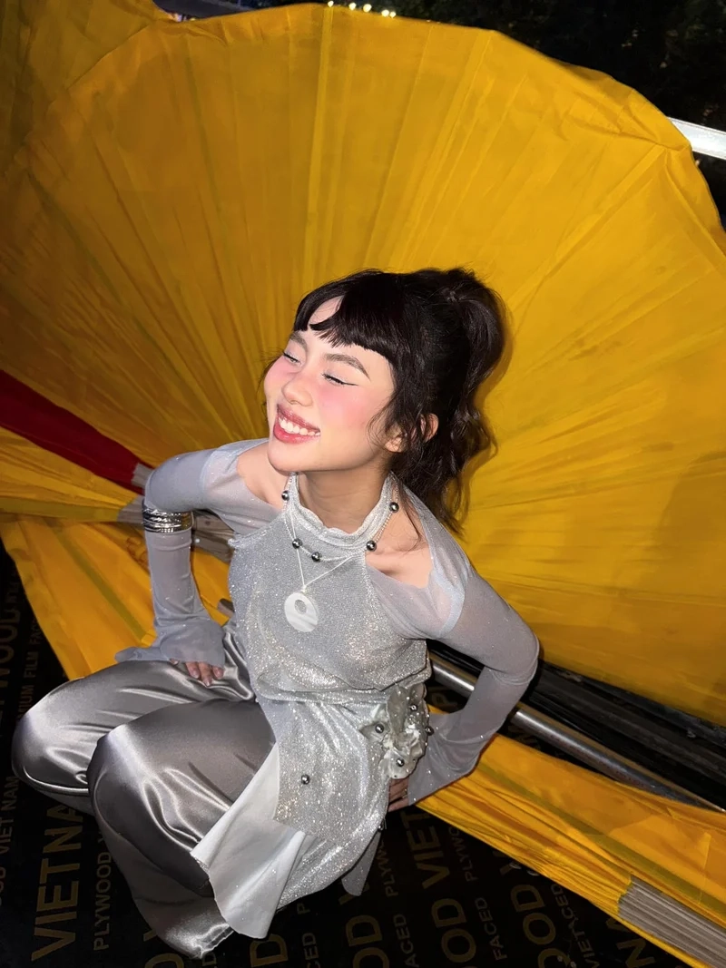 Bài hát của Phương Mỹ Chi hot nhất năm nay là gì