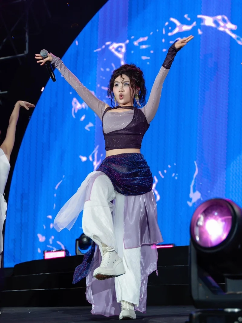 Album Phương Mỹ Chi có gì đặc biệt trong lần ra mắt mới nhất