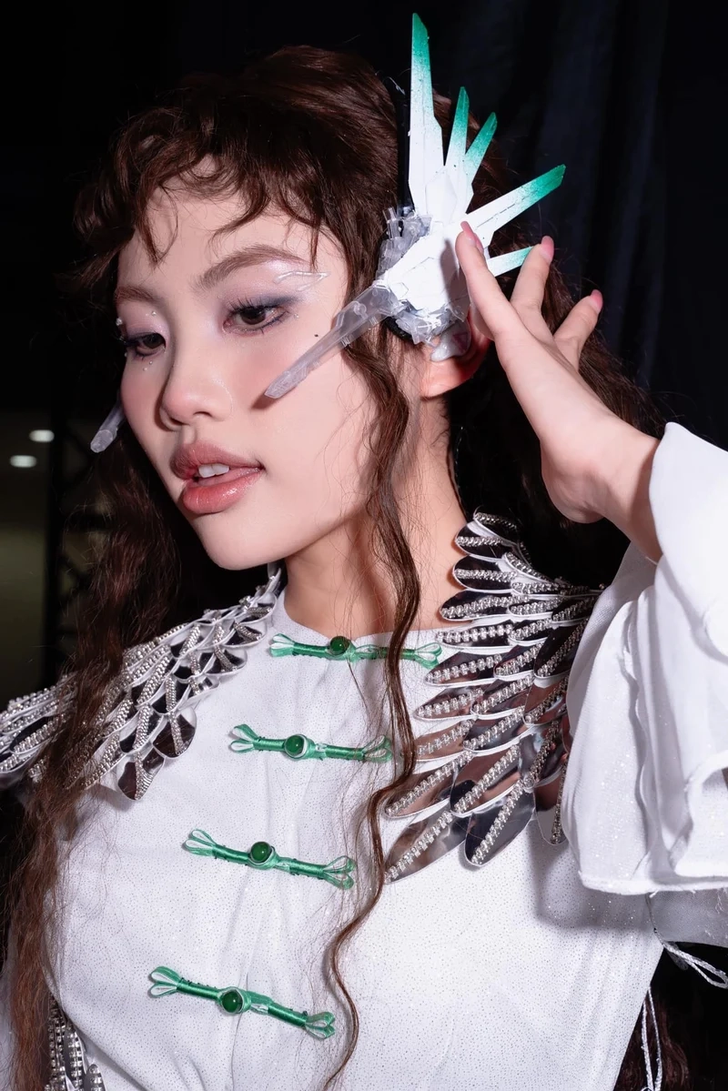 Hình ảnh Phương Mỹ Chi mới nhất khiến fan bất ngờ