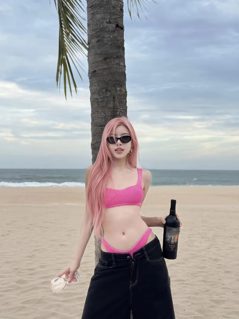 Trang Pháp Facebook và trang cá nhân cập nhật thông tin mới nhất