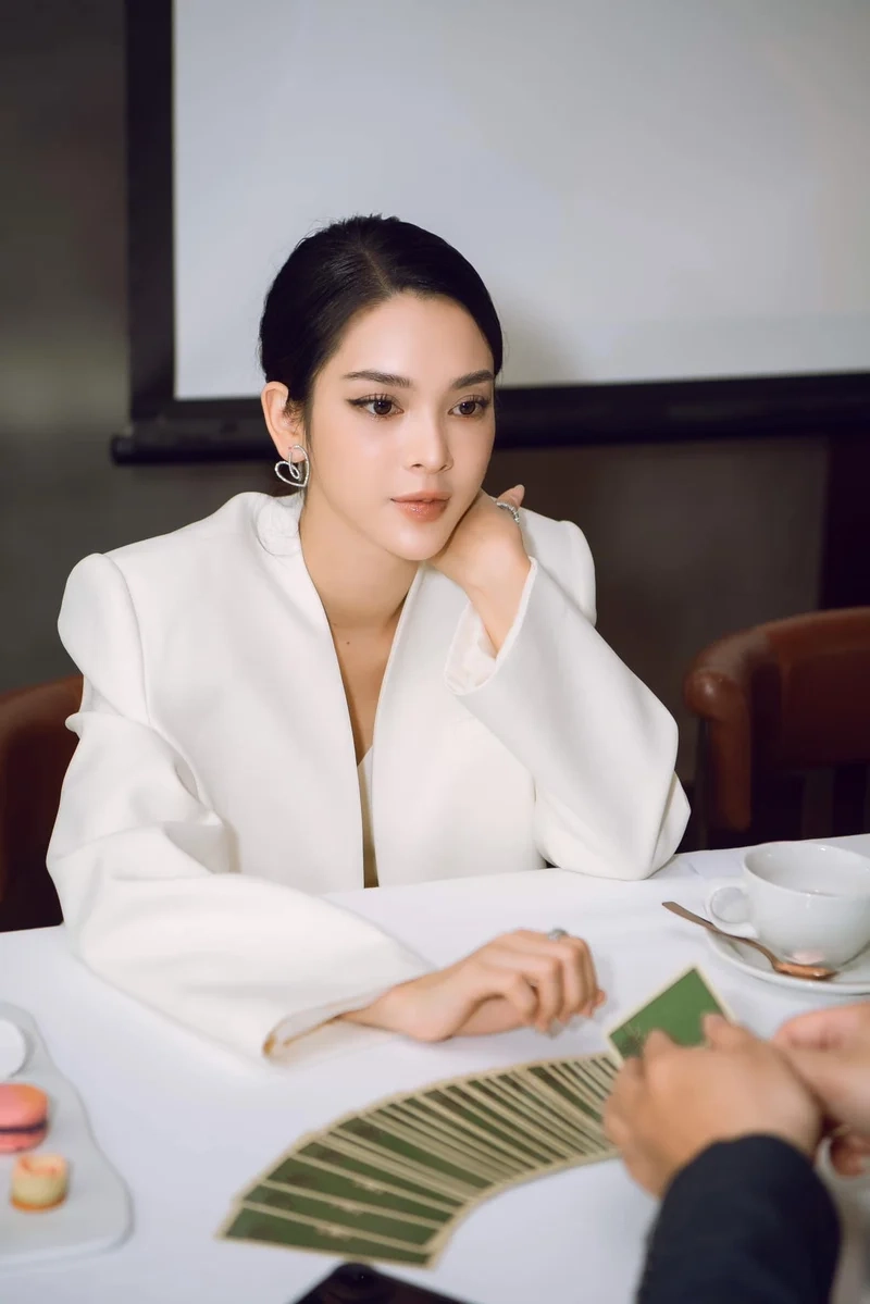 Diễn viên Quỳnh Lương đóng phim gì mà hot đến thế