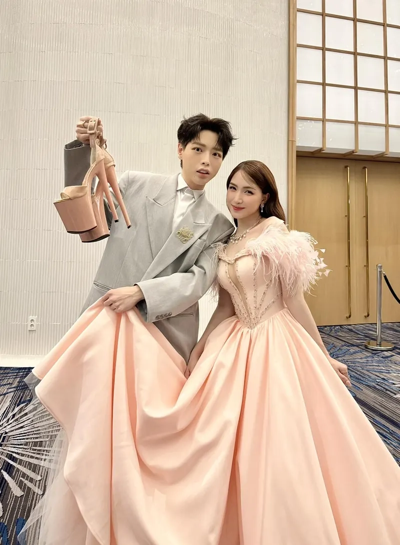 Hòa Minzy Đức Phúc, cặp đôi bạn thân lầy lội nhất showbiz