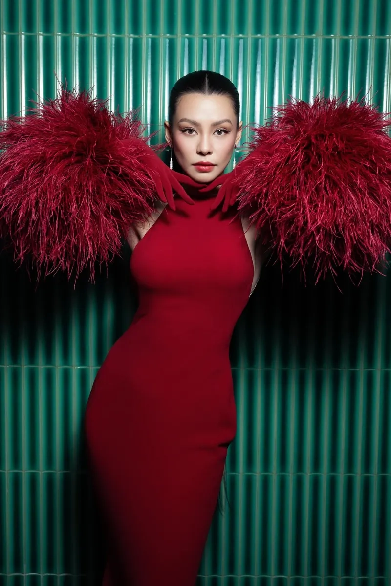 Bùi Lan Hương là ai, nữ ca sĩ có chất giọng ma mị nhất Vpop