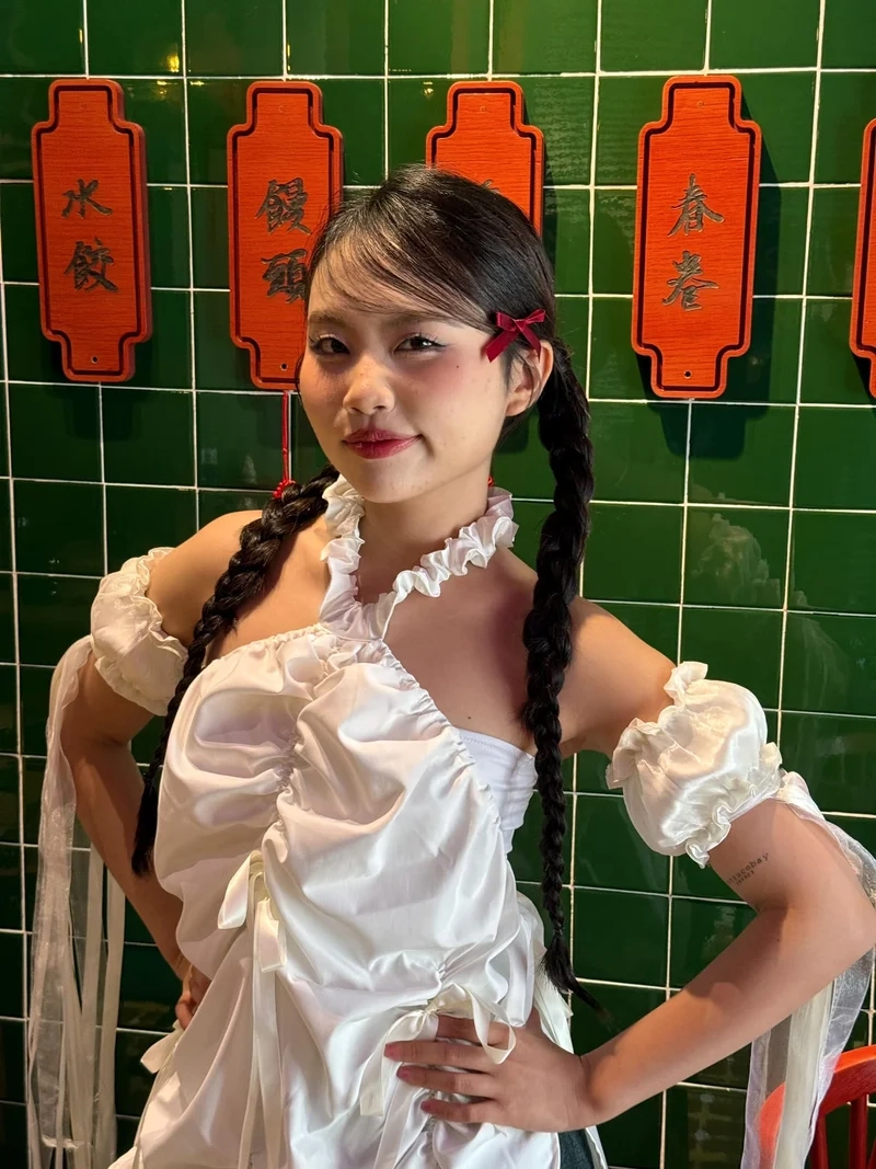 Phương Mỹ Chi bây giờ bao nhiêu tuổi mà vẫn giữ được giọng hát ngọt ngào