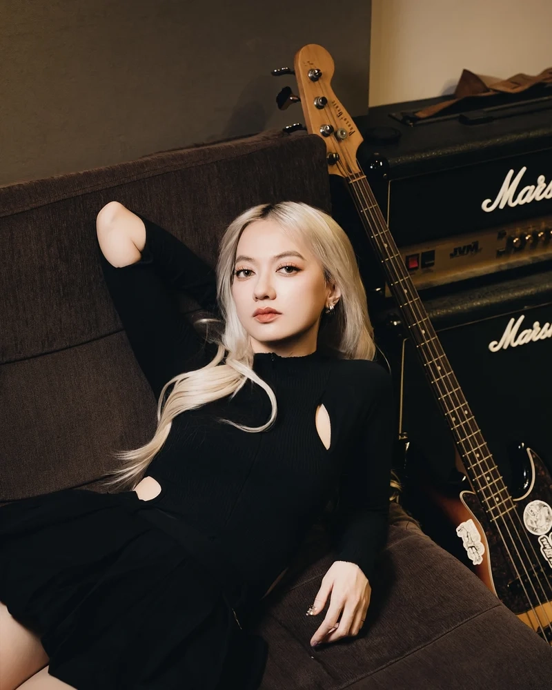 Ca sĩ Xuân Nghi sinh năm bao nhiêu và những dấu mốc đáng nhớ