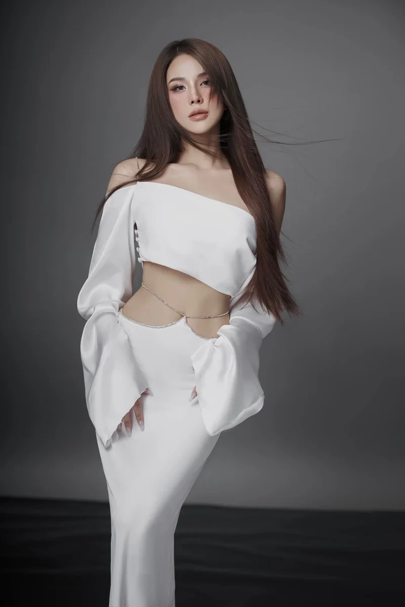 Hé lộ Diệp Lâm Anh tên thật khiến fan bất ngờ