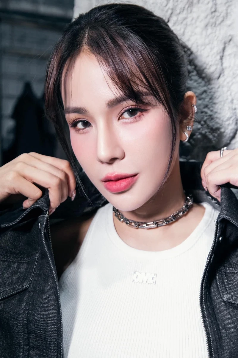 Diệp Lâm Anh học trường nào, quá trình học tập có gì đặc biệt