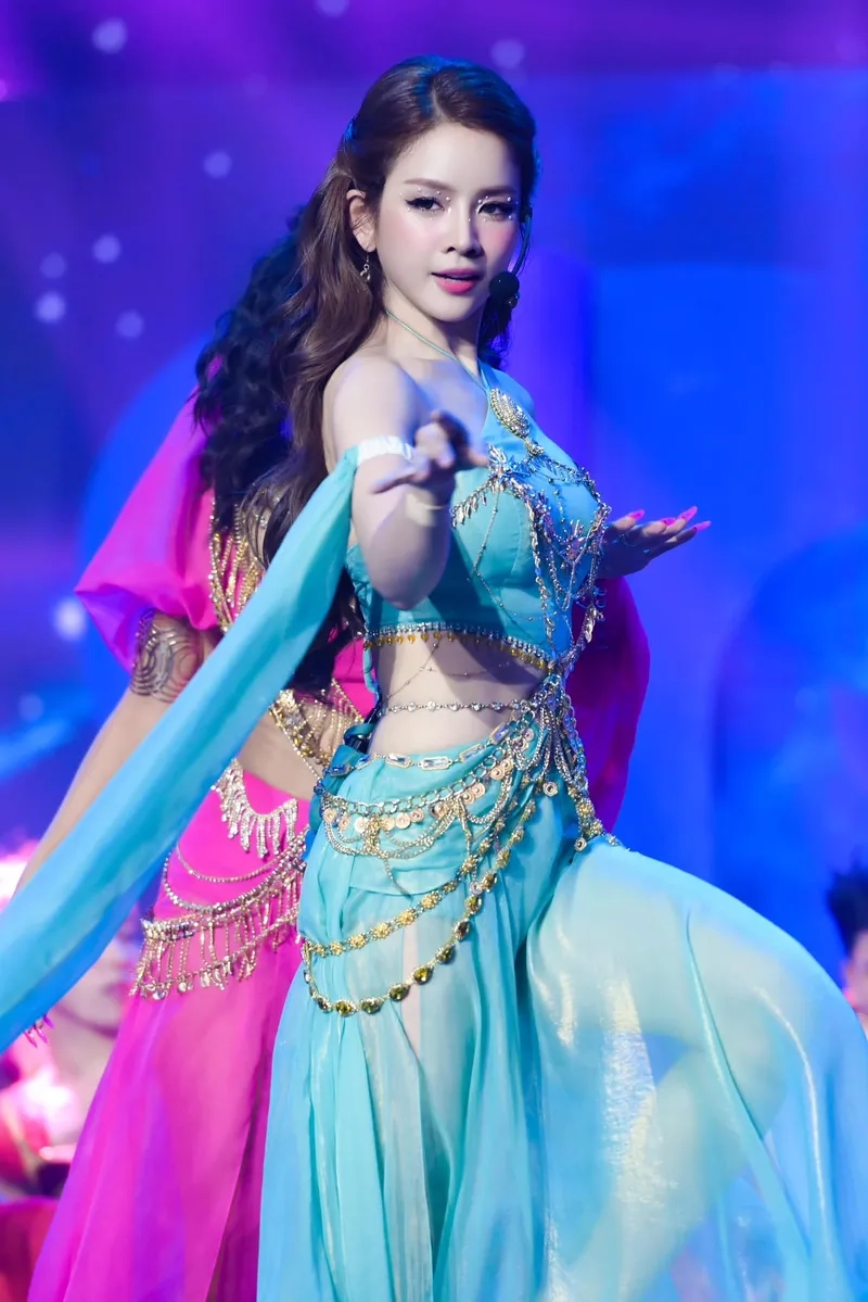 Hé lộ DJ Mie sinh năm nào khiến fan bất ngờ