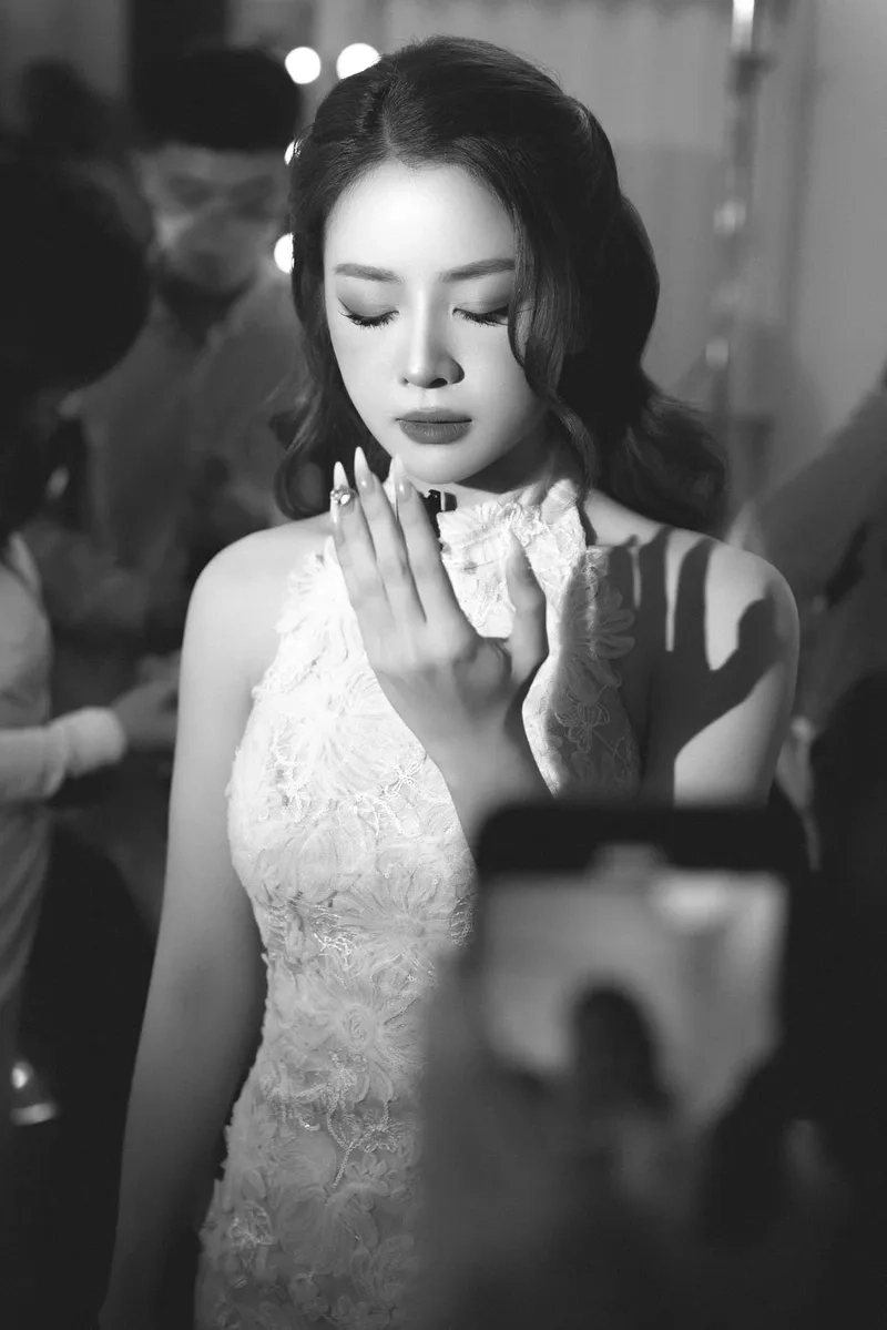 Chiều cao thật của DJ Mie cao bao nhiêu có làm bạn bất ngờ