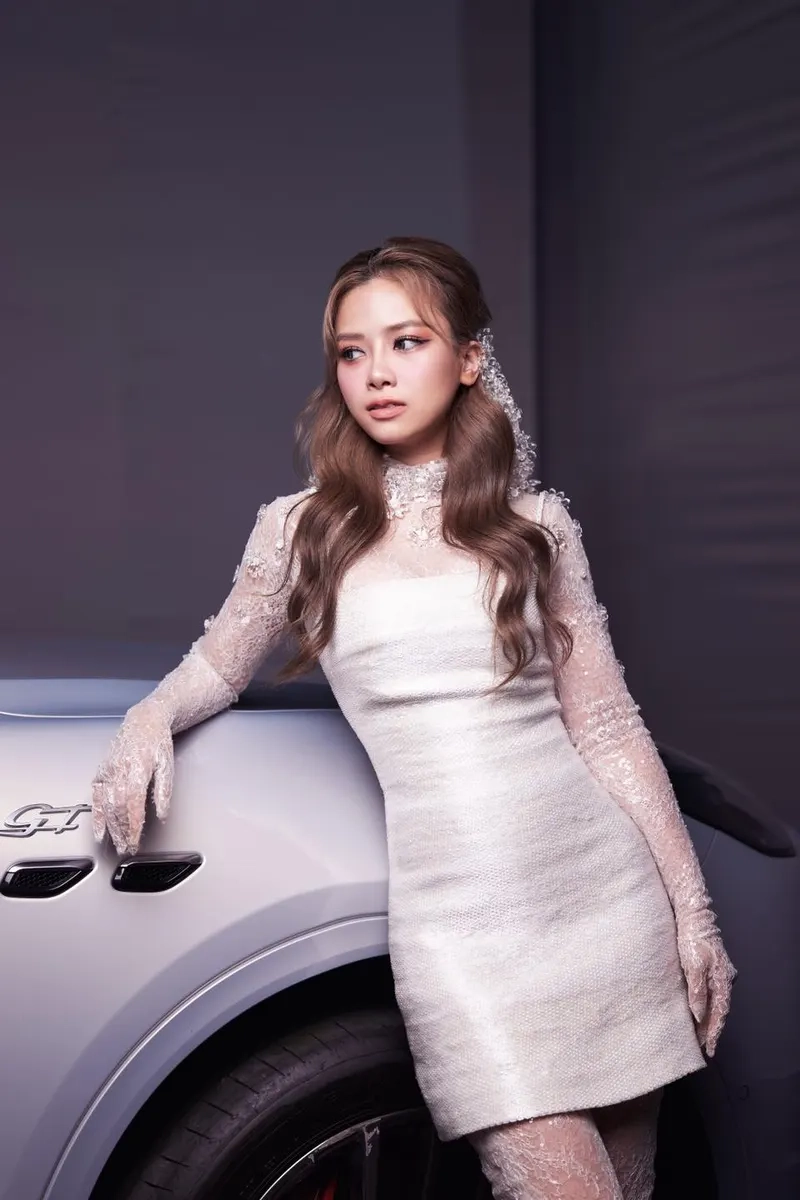 Dương Hoàng Yến tuổi thật sự là bao nhiêu