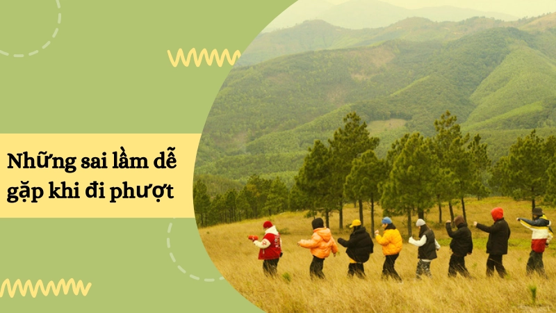 Nhóm bạn trẻ check in tại địa điểm du lịch vùng cao